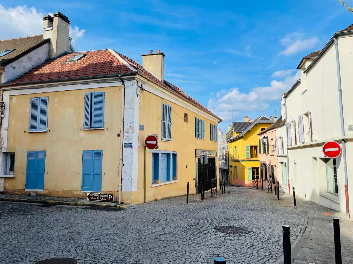 Studio Au Vieux Marly-Le-Roi - Bien Equipe - Matelas De Qualite - 7Min Du Train Vers Paris Екстериор снимка