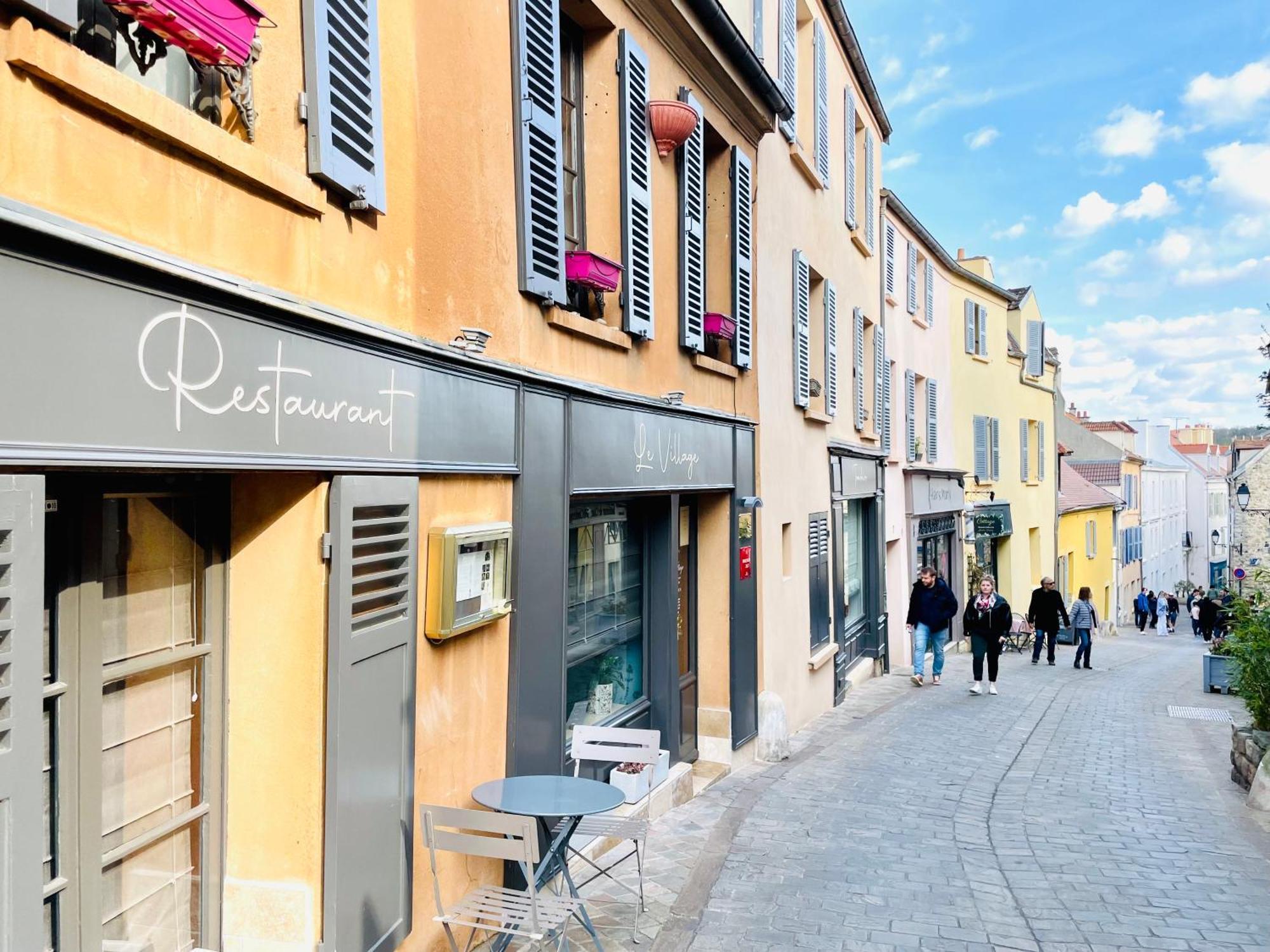 Studio Au Vieux Marly-Le-Roi - Bien Equipe - Matelas De Qualite - 7Min Du Train Vers Paris Екстериор снимка